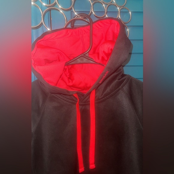 Reebok hoodie - Picture 2 of 2